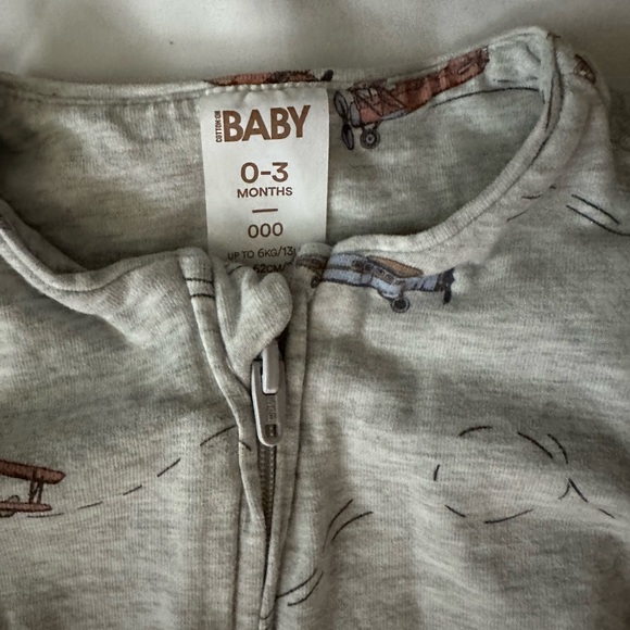 Assorted Baby Rompers and Outfits - Picture 3 of 8